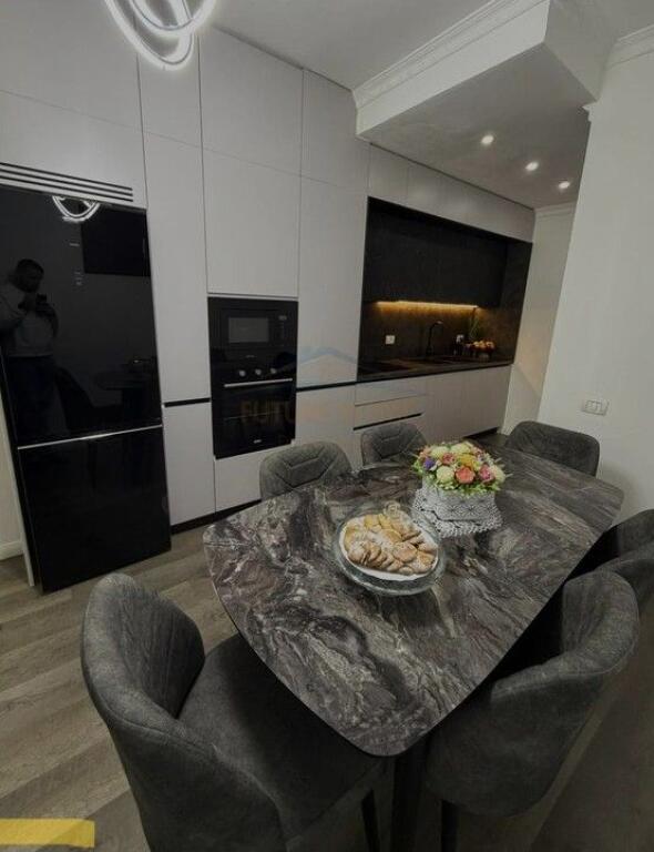 Shitet, Apartament 2+1, Don Bosko, Tiranë.