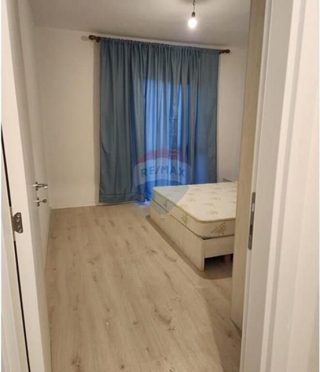 Jepet me qira apartament 2+1 + post parkimi Univers City