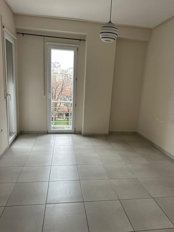 Appartamento 1+1 per ufficio e residenza, Pazari I Ri, vicino a Lincoln Center