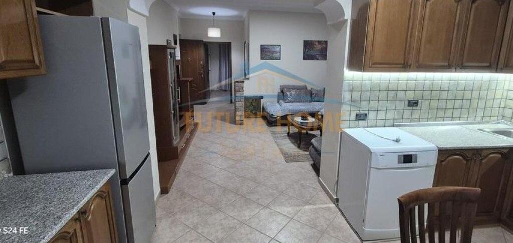 Affitto, Appartamento 1+1, Nuovo Mercato, Tirana..