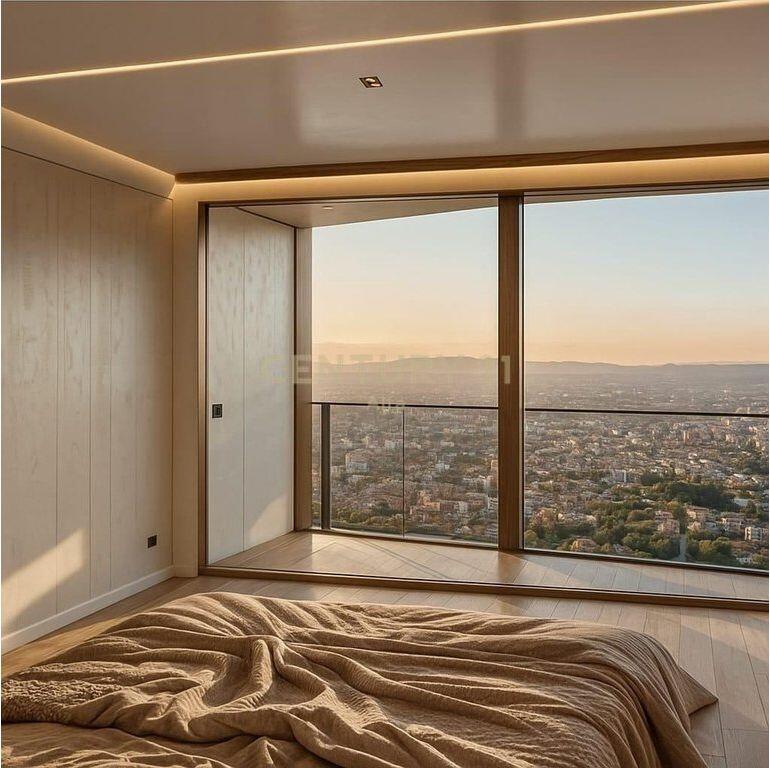 APARTAMENT 2+1+2 PER SHITJE TEK SHKOLLA E KUQE !