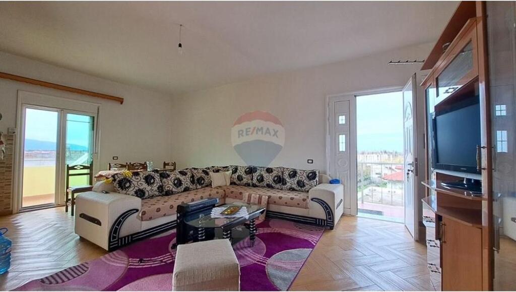 🏡 Villa su 3 Piani – In Vendita | Quartiere Kushtrimi, Vlora