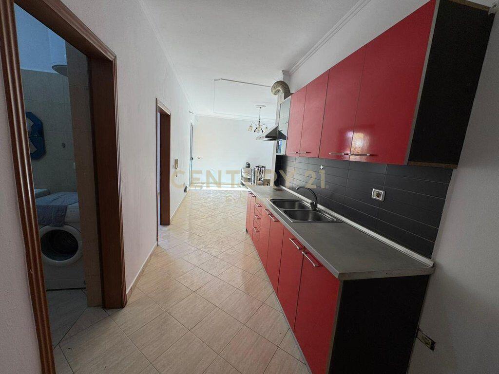 YZBERISHT, VENDIAMO APPARTAMENTO 1+1