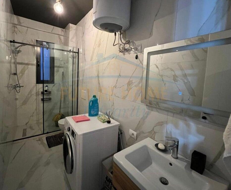 Affitto, Appartamento 2+1+2, Via Xhanfize Keko, Tirana.!!