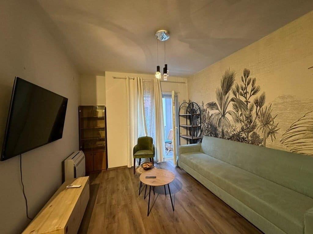 Jepet me qira apartament 2+1 ,rruga Kosovareve!