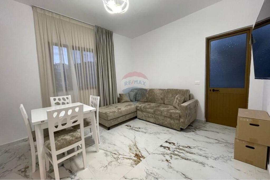 Apartament 2+1 për qira te Komuna e Parisit