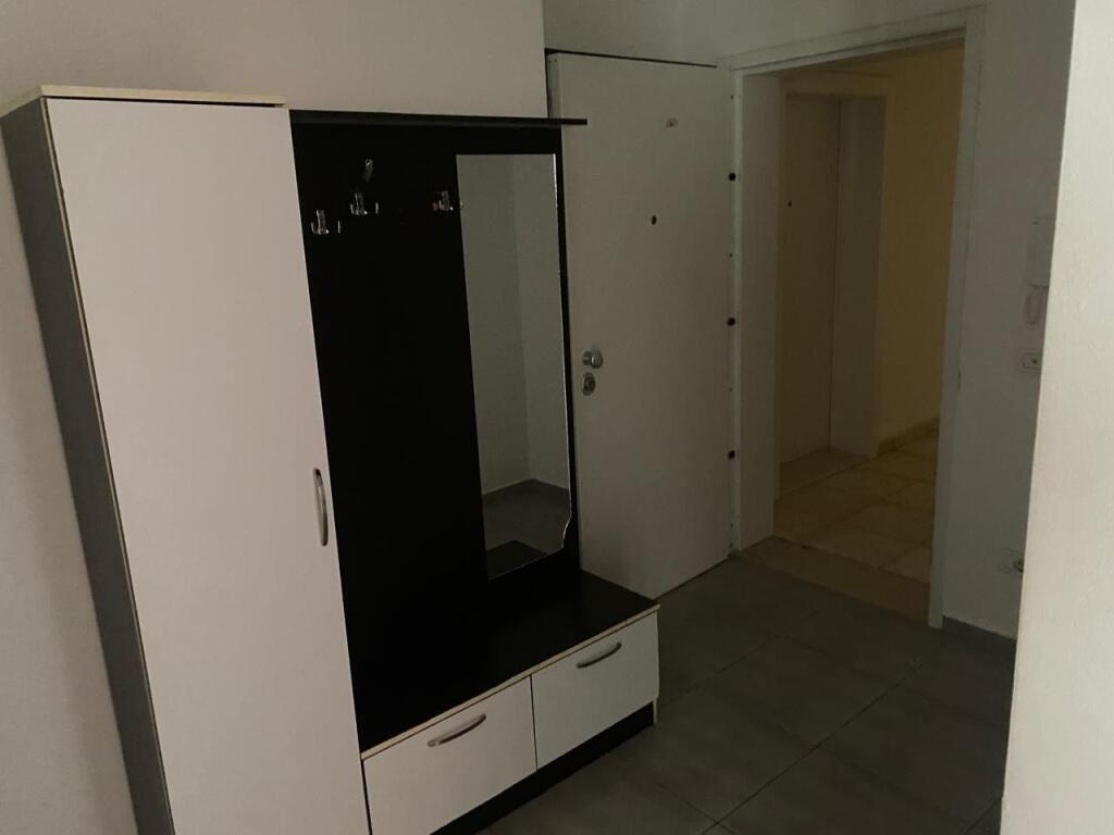 2+1,furnished commune of Paris price 600 euro