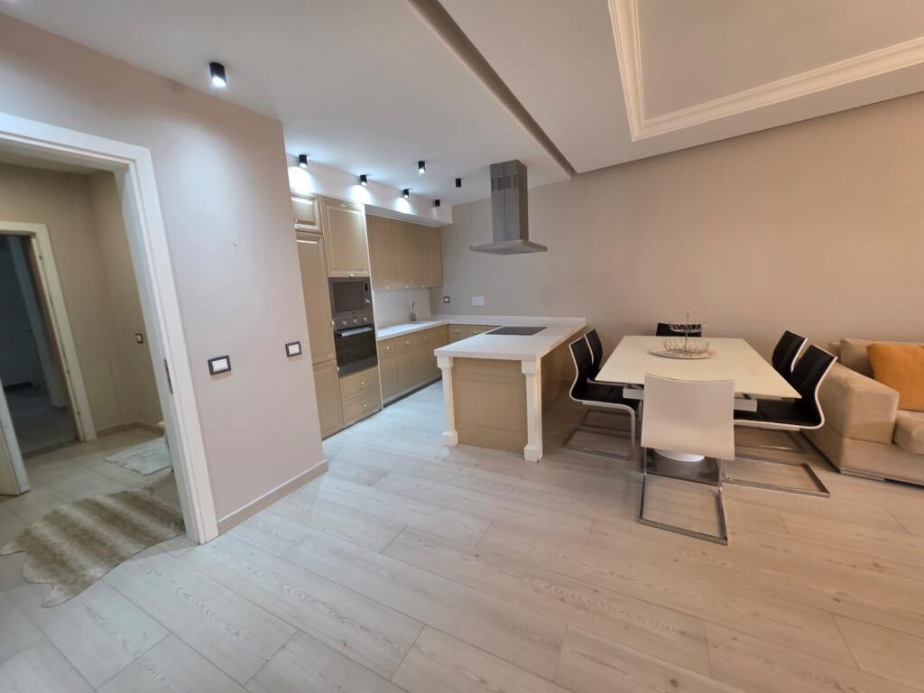Ekskluzive Apartament  2+1 te Komuna e Parisit, Kompleksi Kika 3