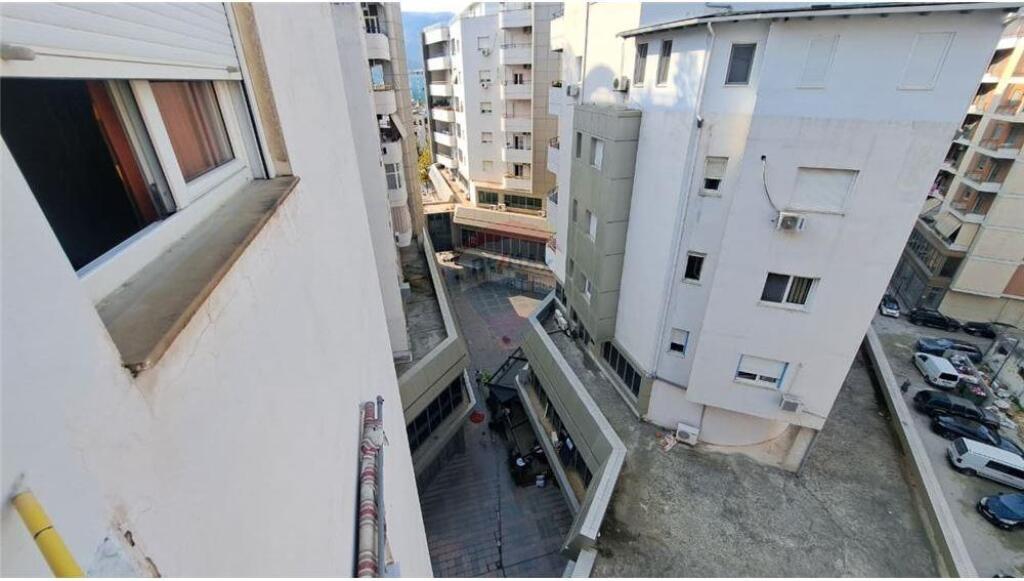 🏡 Apartment 2+1+2 for Sale – Ismail Qemali Boulevard, Vlora