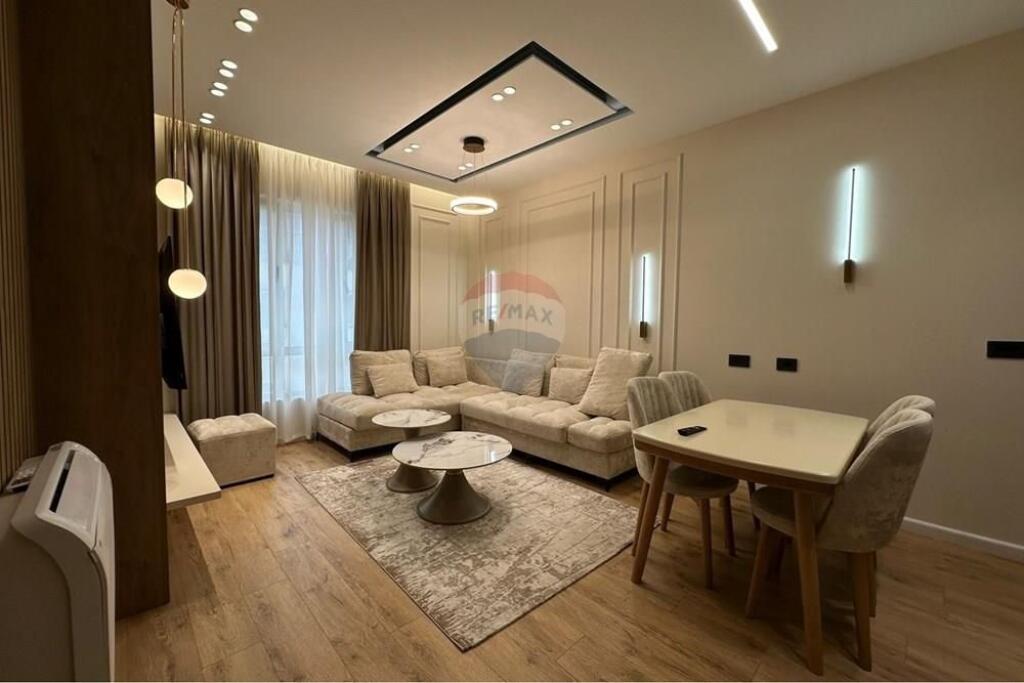 Super Apartament Luksoz me Qira te Air Albania!