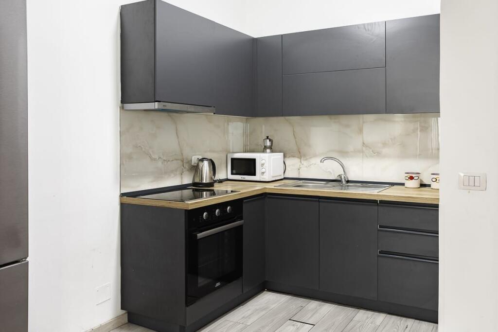 Affittasi appartamento 3+1+2 bagni presso l'ex-Esposizione