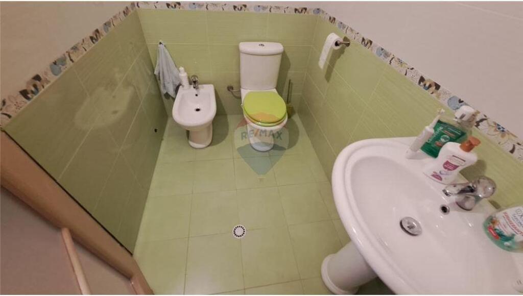 🏡 Apartment 2+1+2 for Sale – Ismail Qemali Boulevard, Vlora