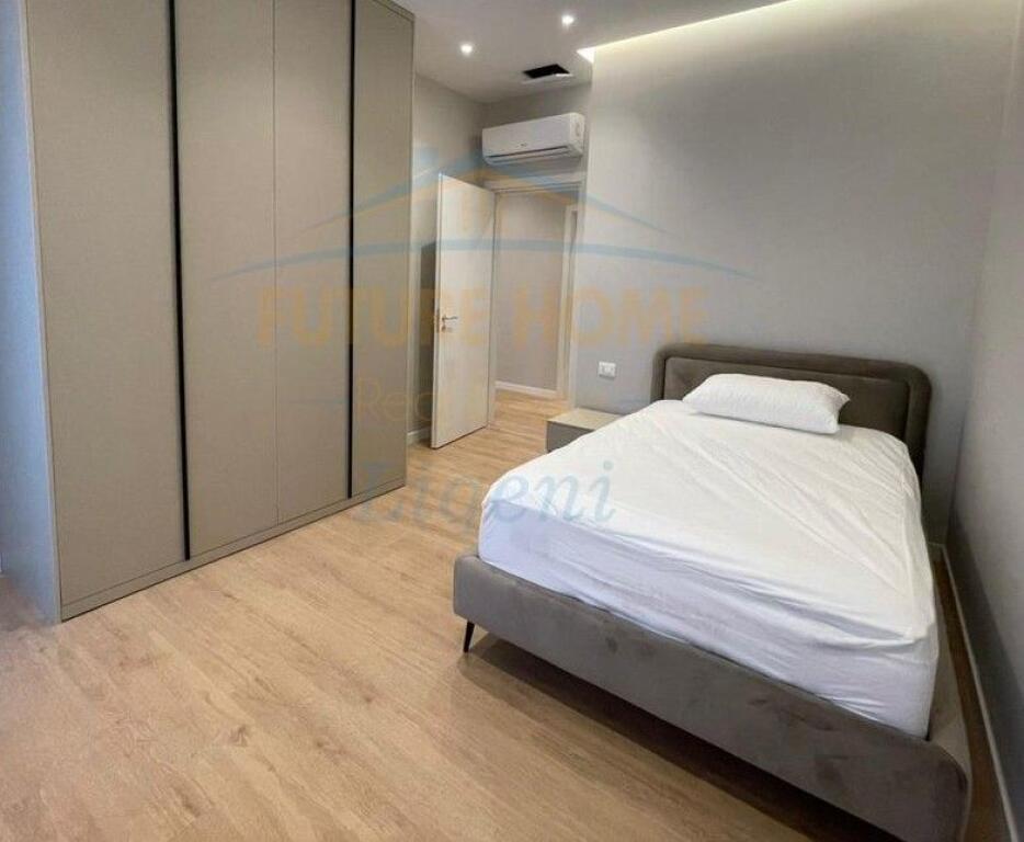 Affitto, Appartamento 3+1+POSTO AUTO, Green Valley, Tirana..