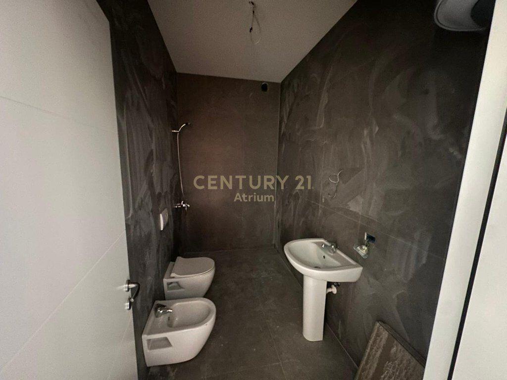 FOR SALE APARTMENT 1 + 1 AT EMERALD CENTER 5 MAJI STREET! 185,000 €