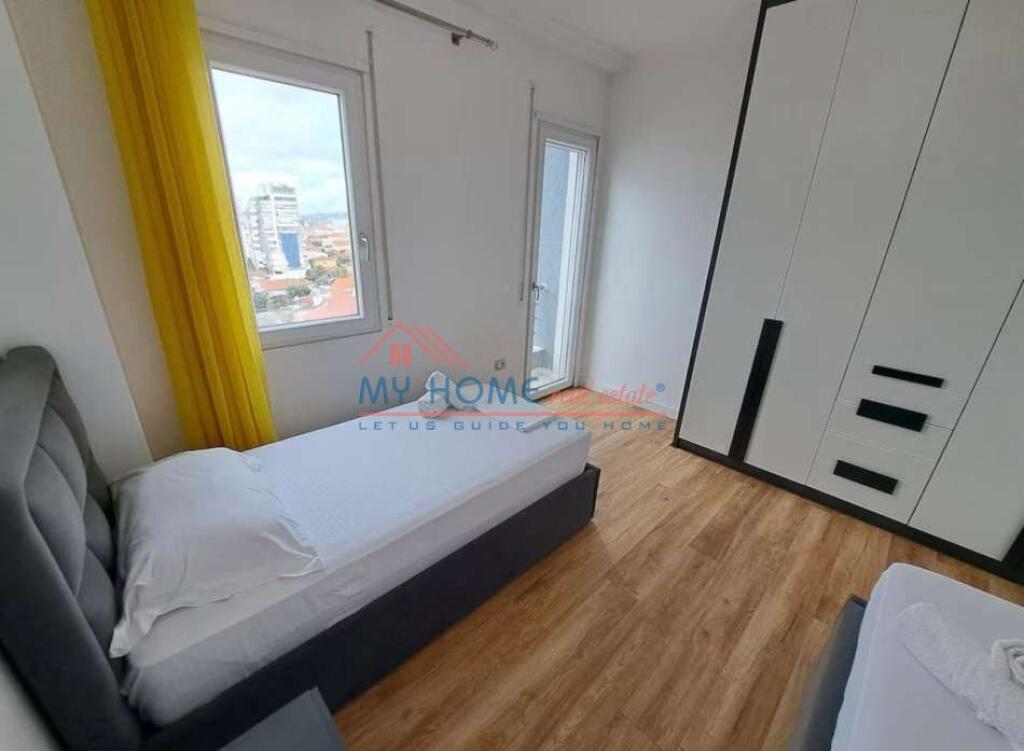 Appartamento 2+1 + Posto Auto in Affitto Nuovo Mercato Tirana