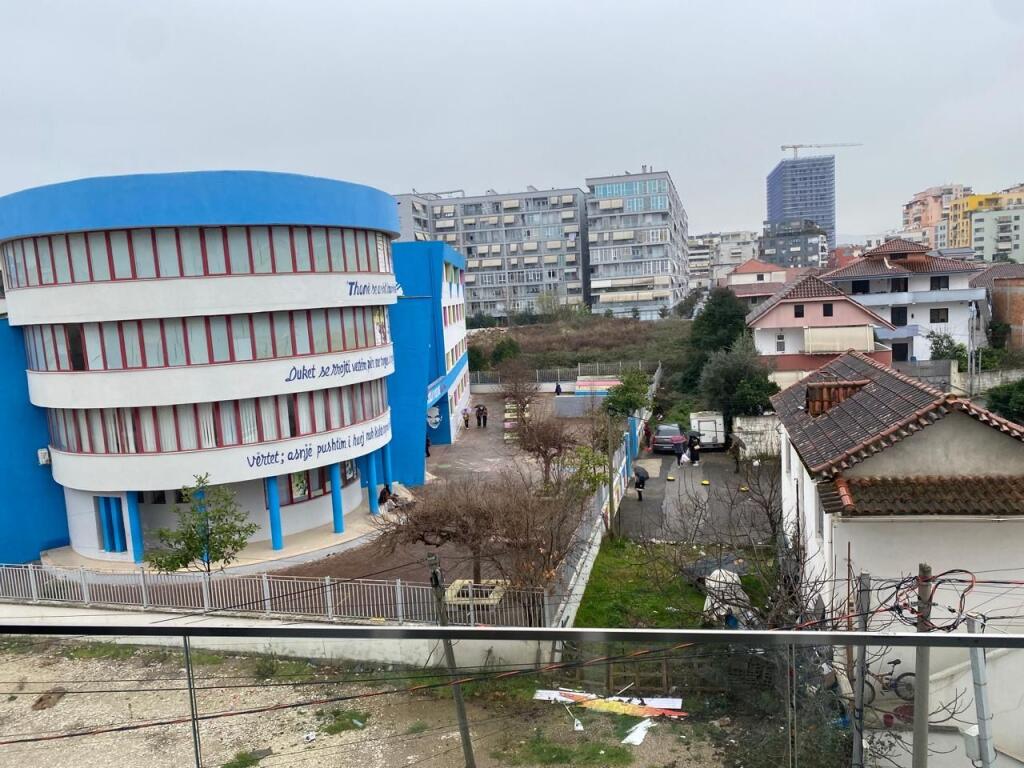 2+1,furnished commune of Paris price 600 euro