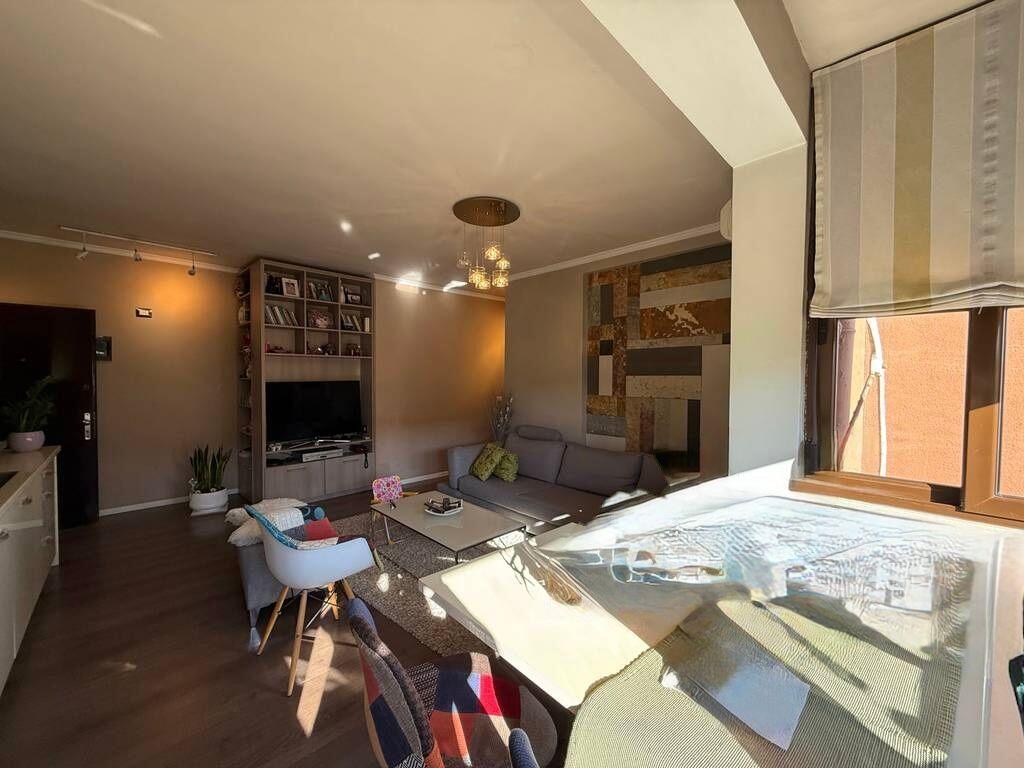 Shesim apartament 2+1, tek Ish Fusha e Aviacionit!