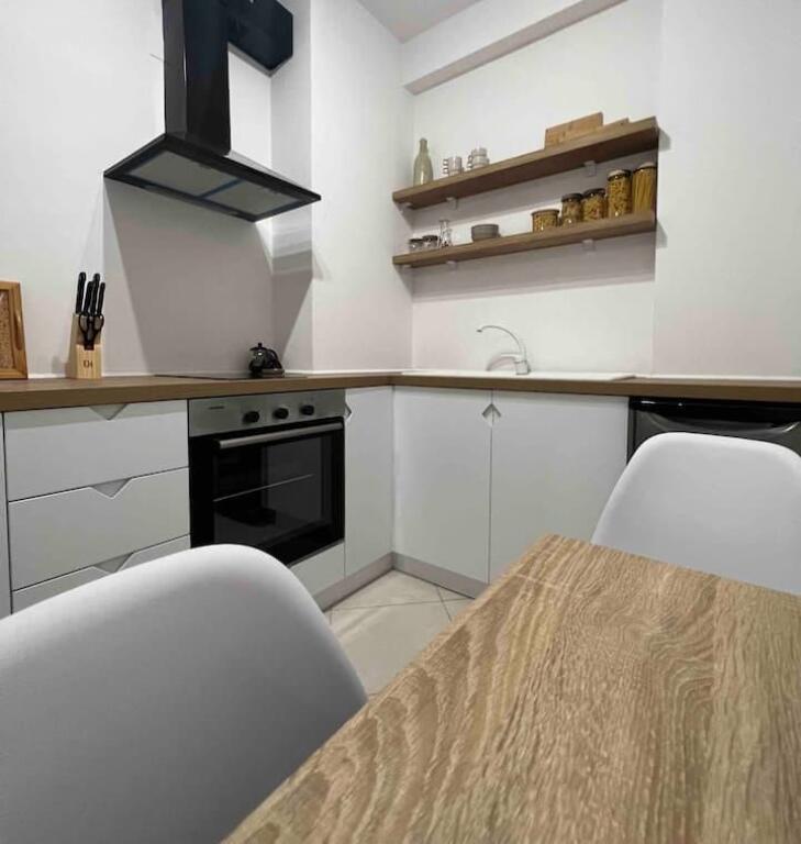 Apartment 1+1 full sea view Lungomare Vlore