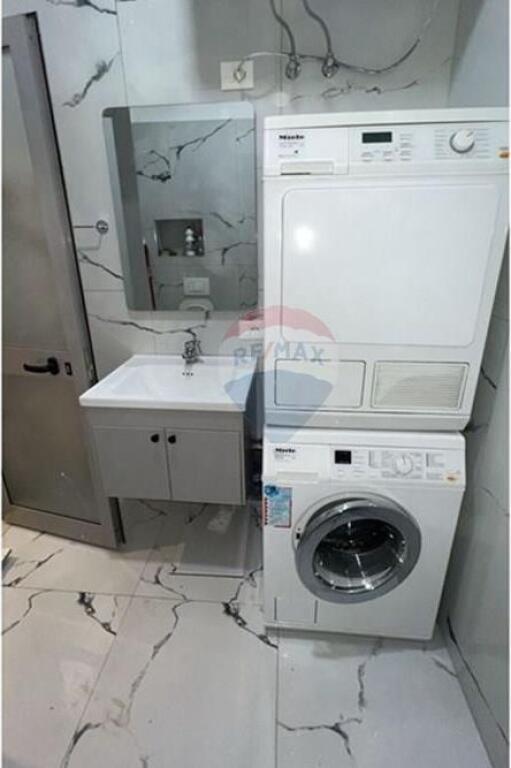 Apartament 1+1 me Qira – Rruga e Barrikadave