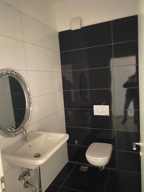 2+1,furnished commune of Paris price 600 euro