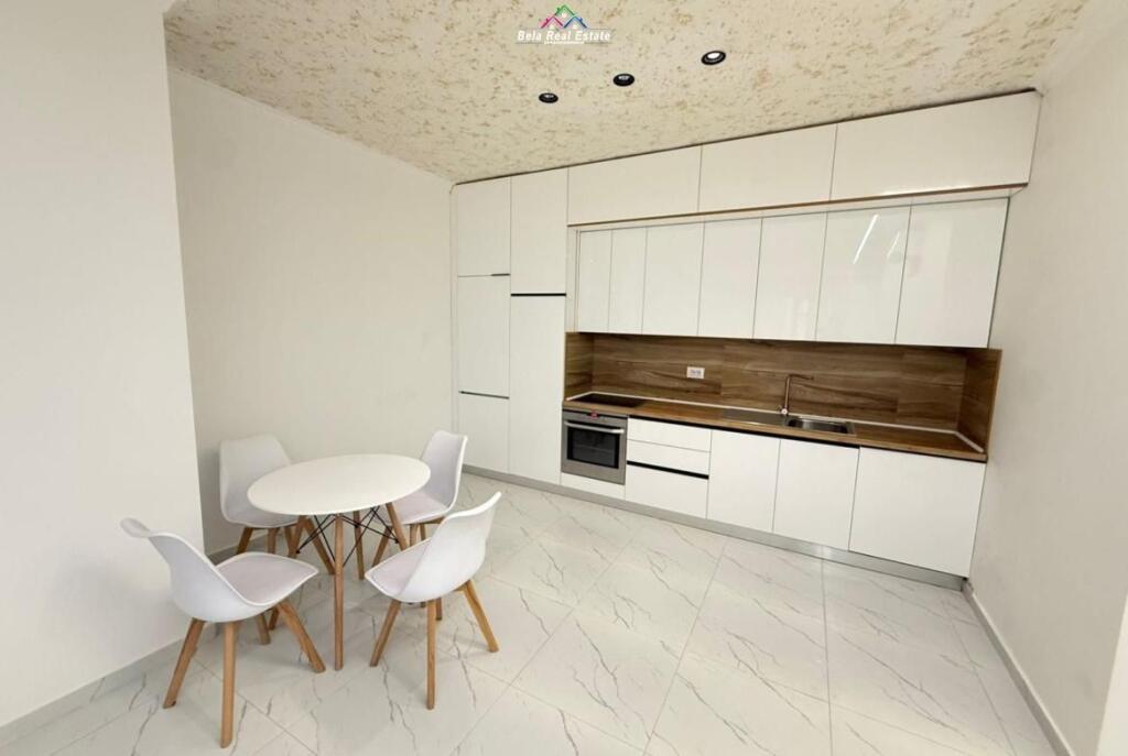 Apartament me qera 1+1 tek Zogu i Zi (ID B2101417) Tirane