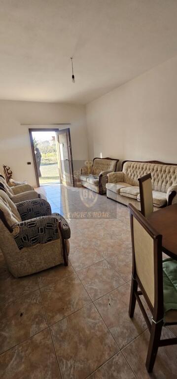 🏡 CASA PRIVATA SU 3 PIANI CON TERRENO – IN VENDITA 🏡 📍 Manëz, Durrës