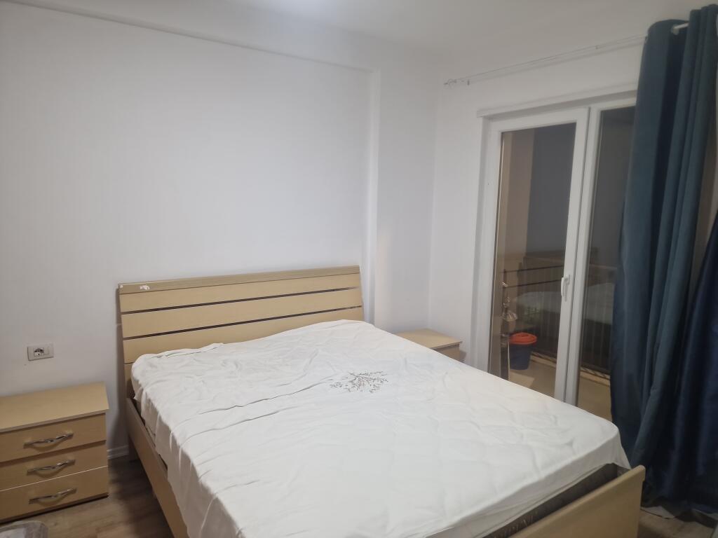 Affittasi appartamento 1+1+parcheggio a Univers City