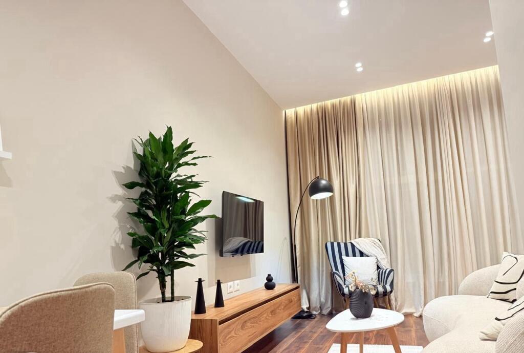 FOR SALE APARTMENT 2+1 CENTER 190,000 EURO