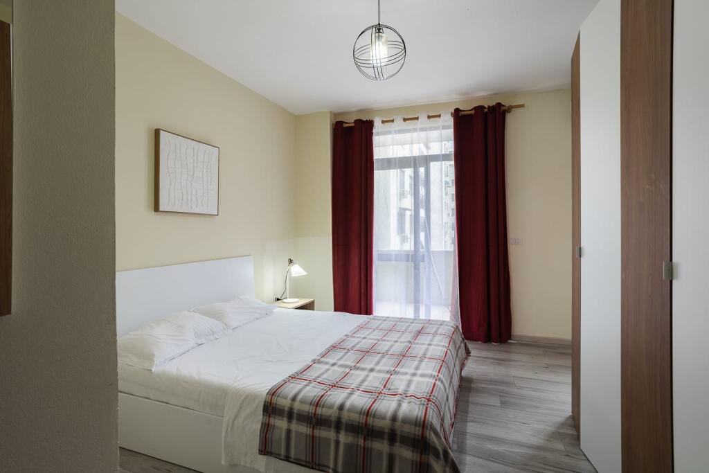 Affittasi appartamento 3+1+2 bagni presso l'ex-Esposizione