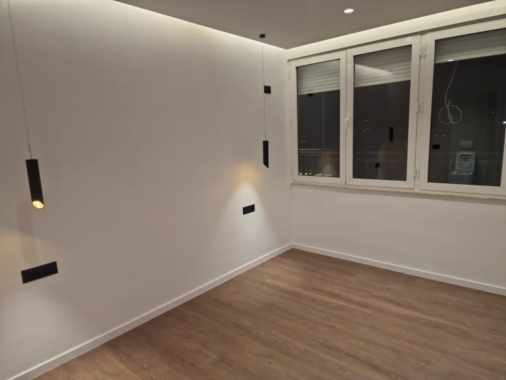 KOMUNA E PARISIT, shesim nje super apartament 2+1+2