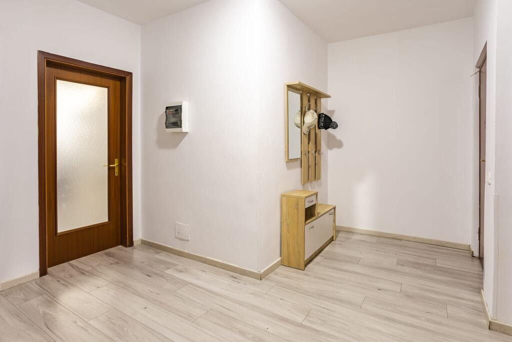 Affittasi appartamento 3+1+2 bagni presso l'ex-Esposizione