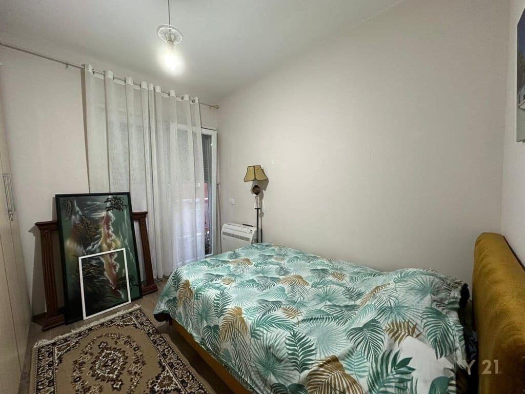 Jepet me qira apartament 2+1 ,rruga Kosovareve!