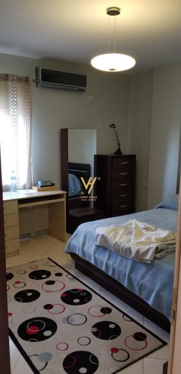 JEPET APARTAMENT 2+1 ME QIRA TE RRUGA E DURRESIT 1.100 EURO