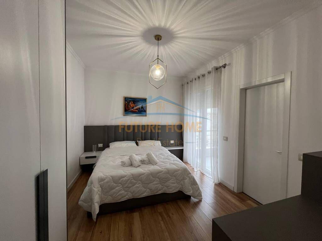 Rent, Apartment 2+1+2, Qemal Stafa Street, Tirana.