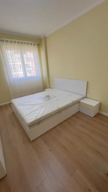 Jepet me qira apartament 2+1 te Grand Galleria.