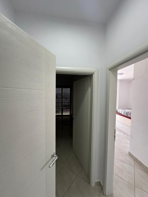 🏡 Apartment 2+1+2 for sale 📍 Tom Doshi Complex, Shkozë  ✅ Purchase option with credit 📐 Area: 105.5 m² 🏢 2nd floor residential, with elevator 🛋️ Furnished, ready to live in 📄 With mortgage 💶 Price: 137 million lek   