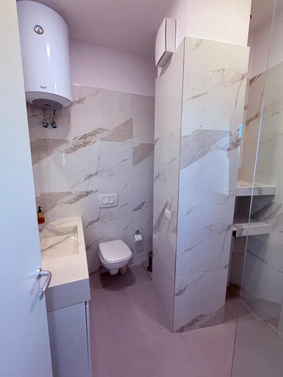 🏡 Affittasi appartamento 2+1 – Via delle Barricate