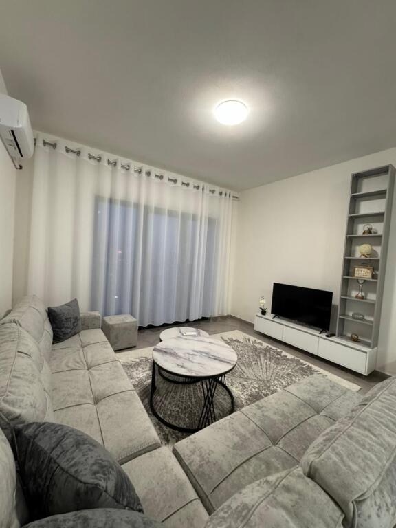 Appartamento 1+1 in affitto a Green City