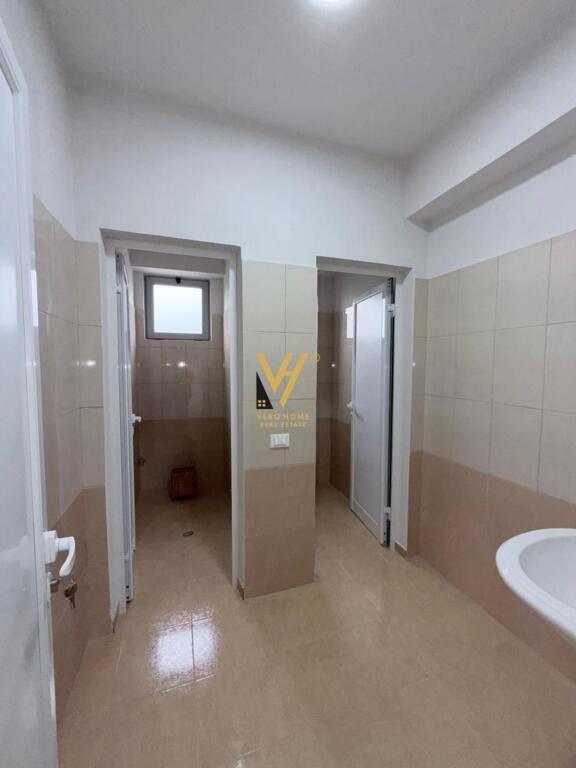 WAREHOUSE 720 M2 FOR RENT IN PRUSH 2,800 EURO