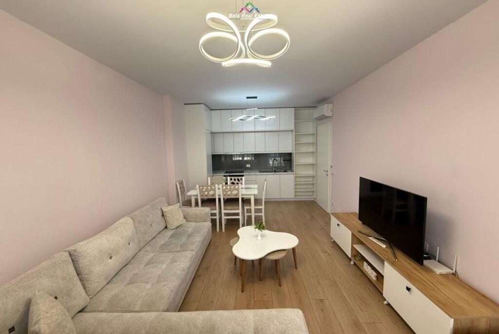 Appartamento In Affitto 1+1 Vicino 5 Maji (ID B2101449) Tirana