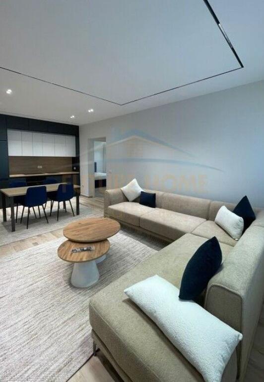 Affitto, Appartamento 2+1 + Veranda, Complesso FZ, Lago Secco, Tirana!