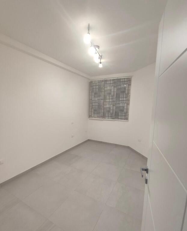 🏡 Appartamento in affitto – Myslym Shyri