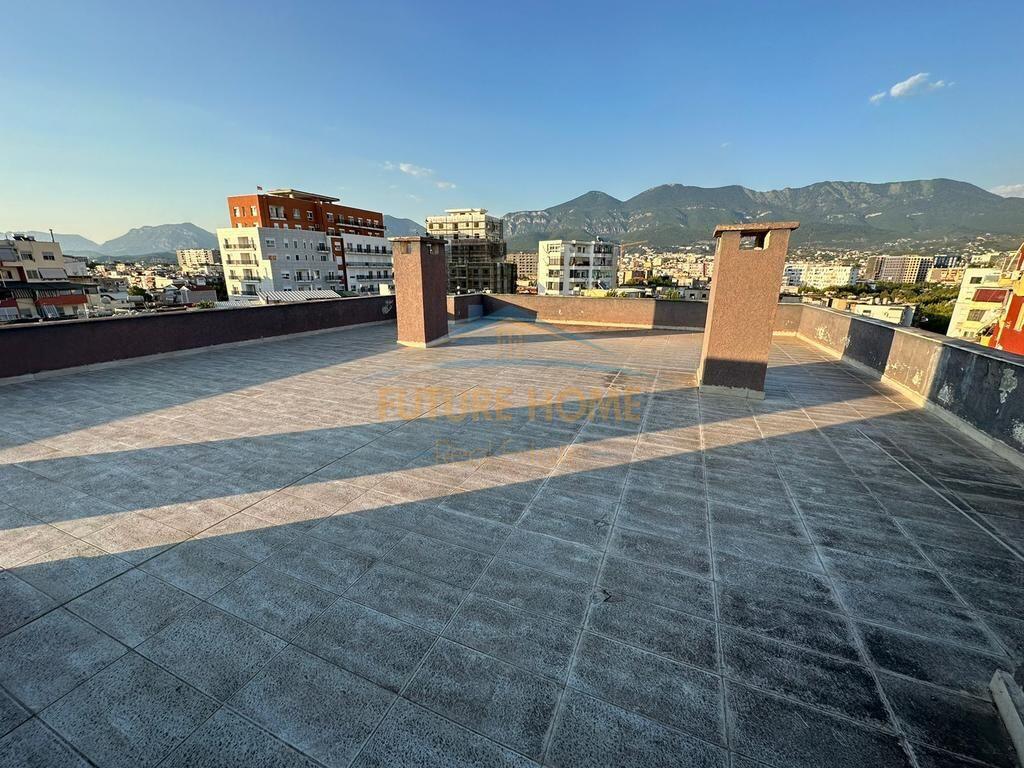 Vendita, Attico, Viale Jeanne d'Arc, Tirana..