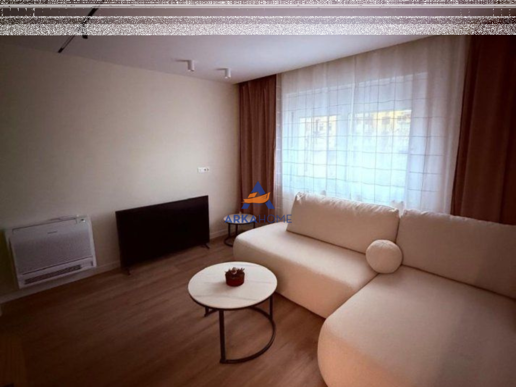 JEPET ME QERA SUPER APARTAMENT 1+1 "POLIKLINIKA LAGJIA 9 " 850 EURO