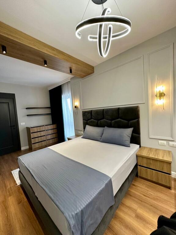 📣 QERA SUPER Apartament Luksoz 3+1 Me 2 Tualete Dhe Post Parking 📍Garden Building 🛣️ Rruga e "Kavajes" ✨