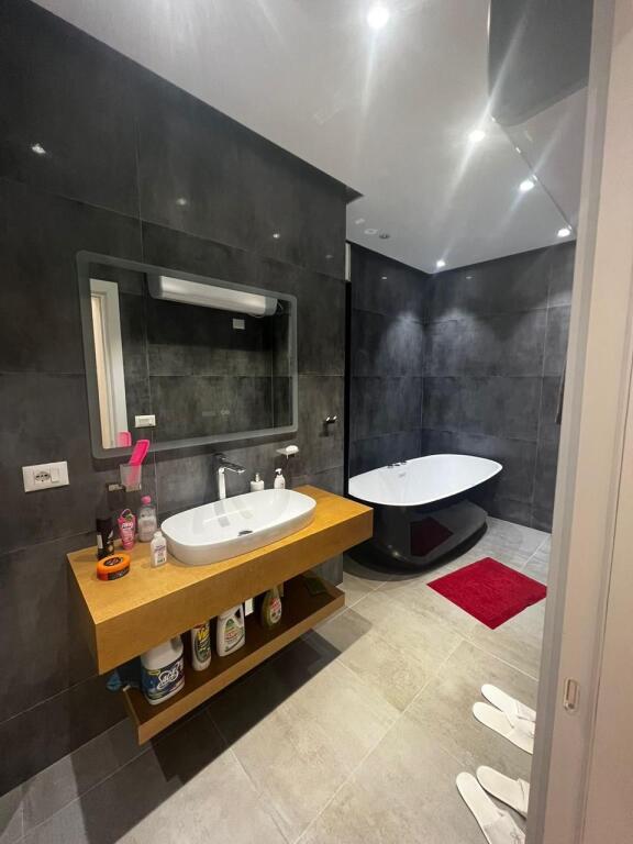 Appartamento 2+1+2 in Vendita – Vollga Durres