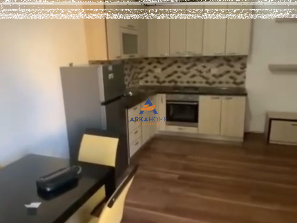 JEPET APARTMENT ME QERA 1+1 + BALLKON "LIQENI I THATE" 40.000 LEKE