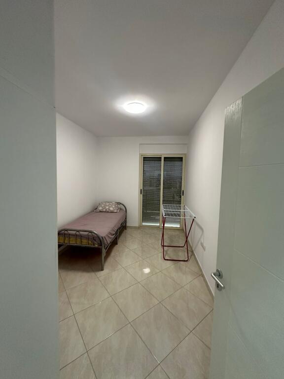 🏡 Apartment 2+1+2 for sale 📍 Tom Doshi Complex, Shkozë  ✅ Purchase option with credit 📐 Area: 105.5 m² 🏢 2nd floor residential, with elevator 🛋️ Furnished, ready to live in 📄 With mortgage 💶 Price: 137 million lek   