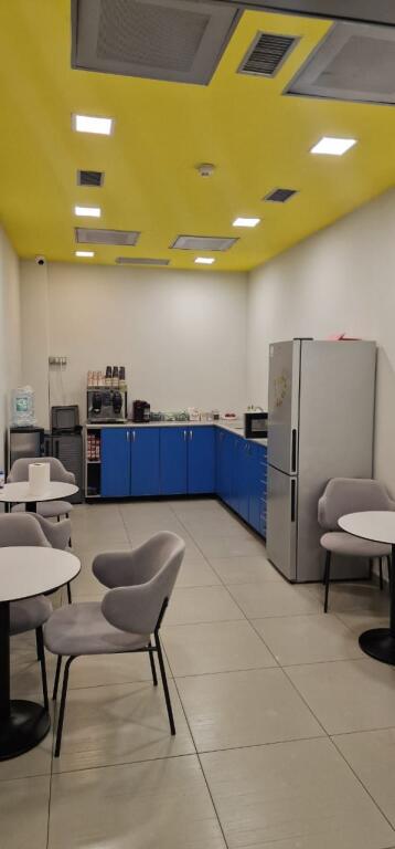 BUSINESS PREMISES FOR RENT ON KAVAJES STREET, CONDOR CENTER