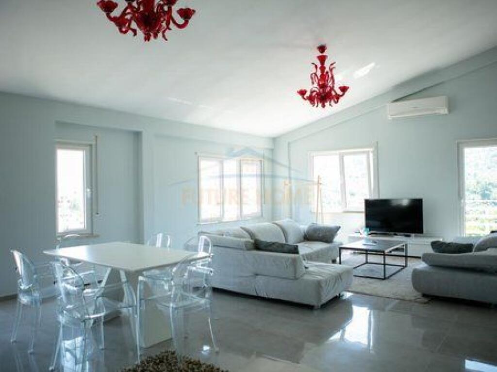 For sale, Penthouse 3+1+2, Dry Lake, Tirana !